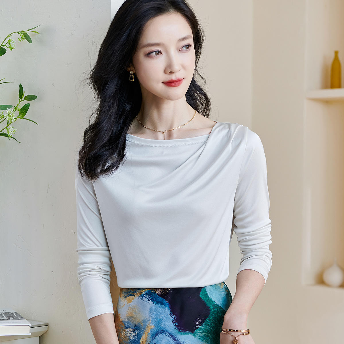 【小熊专属】极简风醋酸一字领上衣纯色百搭长袖t恤女5B23AT0913