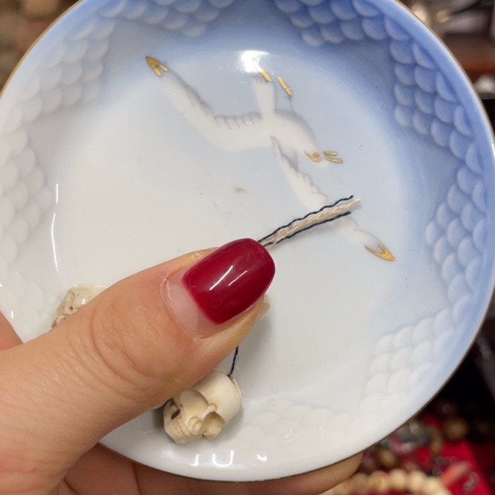 面***）瓷中古工艺品摆件