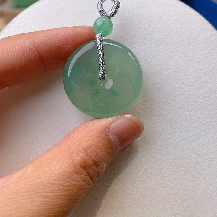 石英质玉挂件未镶嵌