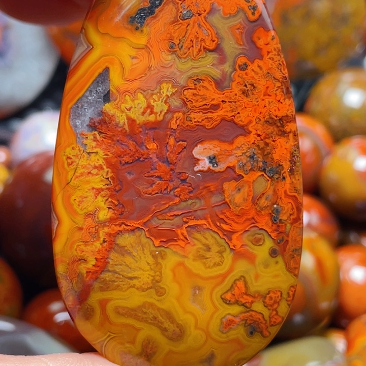 玛瑙/玉髓战国红玛瑙挂件未镶嵌