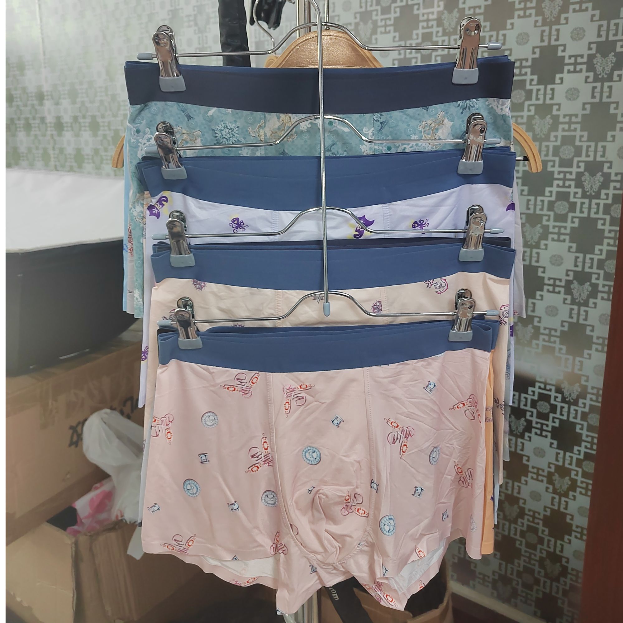 夏季男士冰丝无痕内裤超薄平角裤印花四角裤底裤头时尚舒适潮流