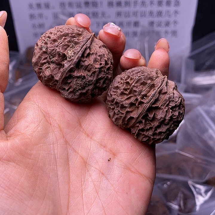 文玩核桃把件云南野生铁核桃126号39mm