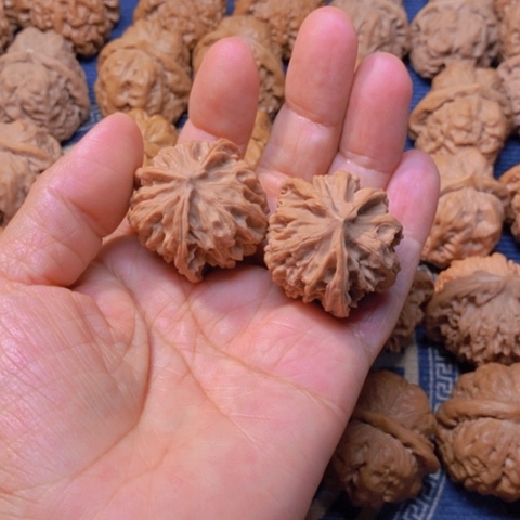 【闪购商品】吊坠文玩核桃阿*?三棱37