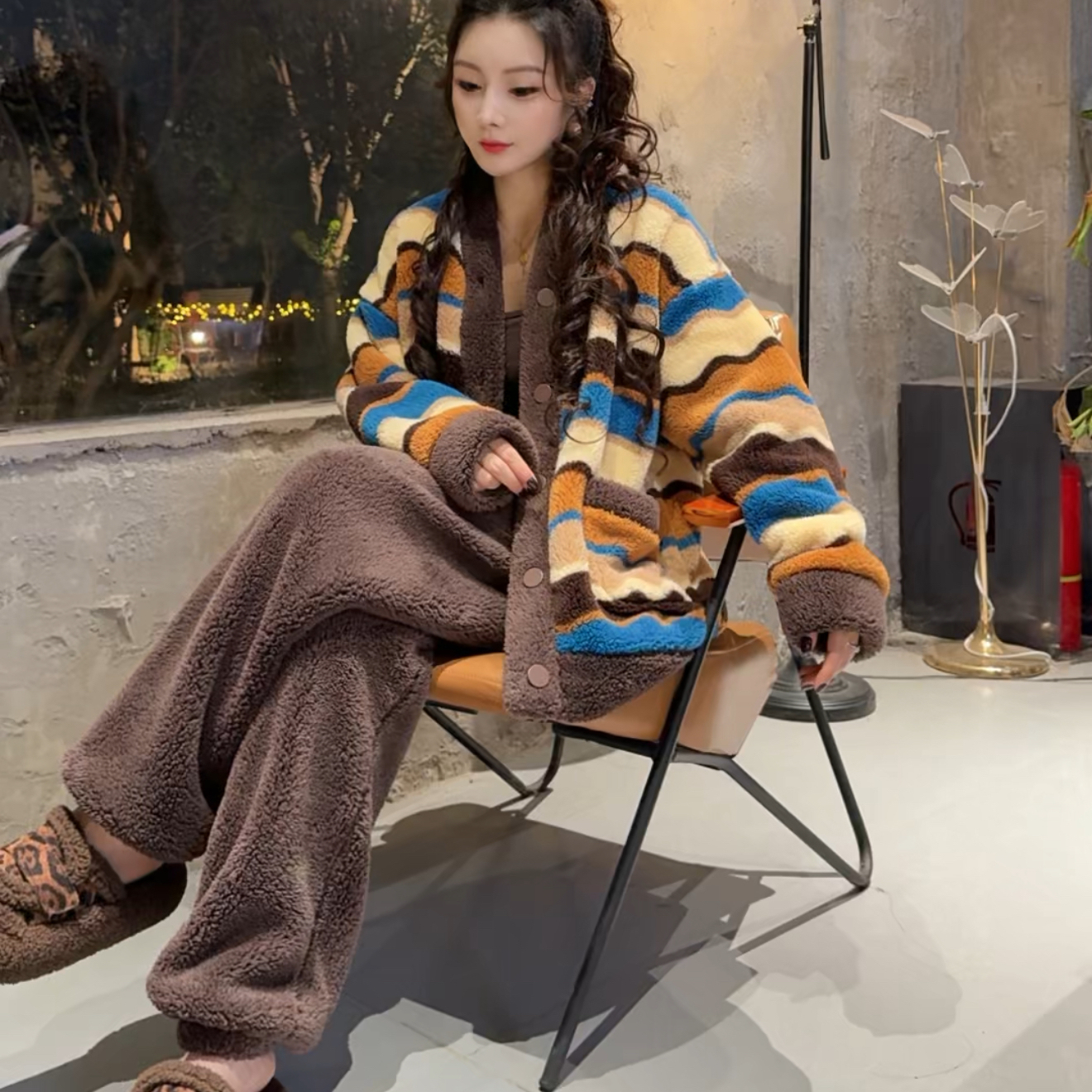 睡衣女秋冬款冬季珊瑚绒家居服法兰绒加厚款冬天大码加绒保暖套装