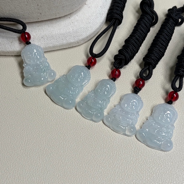 天然A货翡翠宝宝佛吊坠女士时尚配饰配国检证