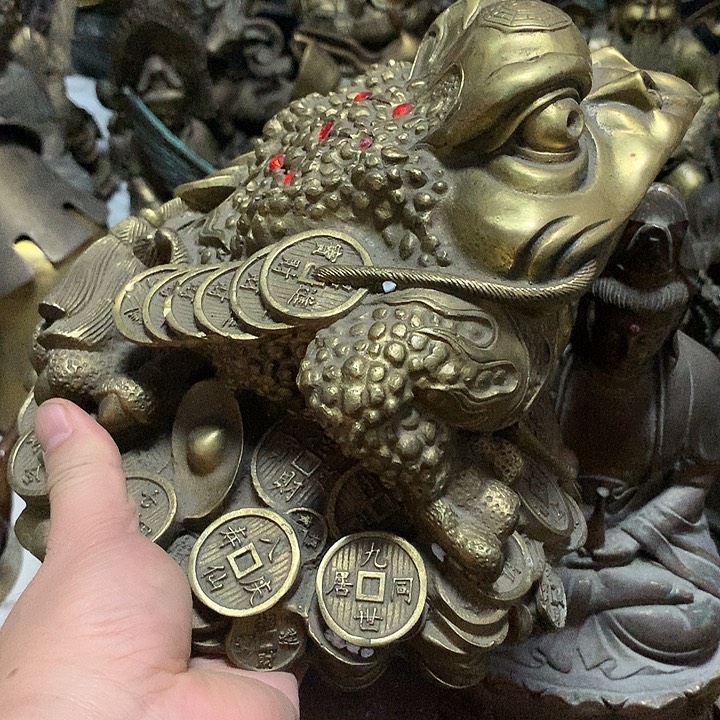 佛光普照大地色系的搭配裤子