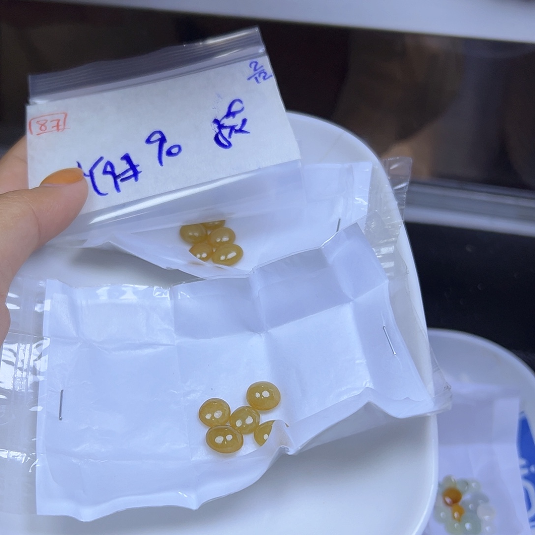 淡***！定制翡翠未镶嵌翡翠