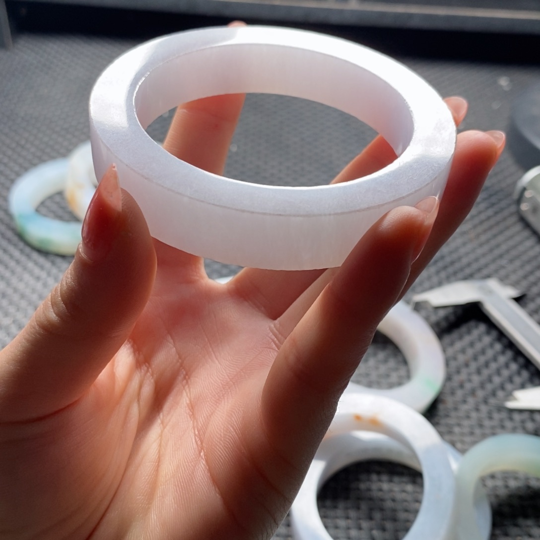 定制翡翠凡质未镶嵌L***J