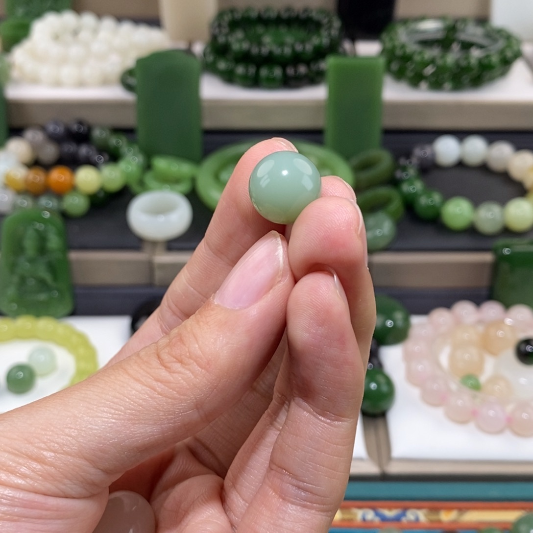 和田玉单珠未镶嵌T****r卡13粉青