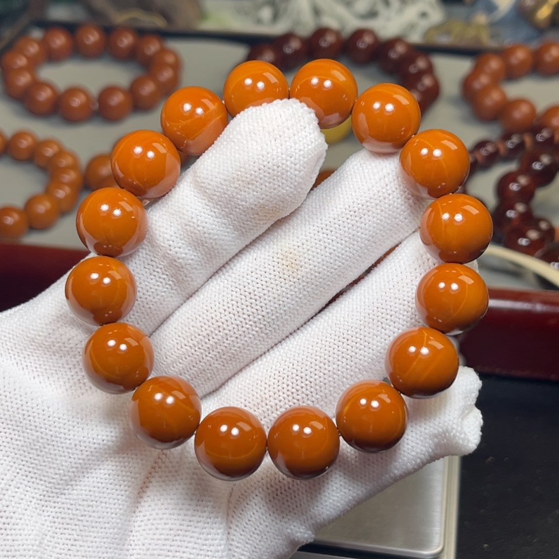 捷***店橄榄核吊坠1.4+全品老树铁核微瑕 小孔