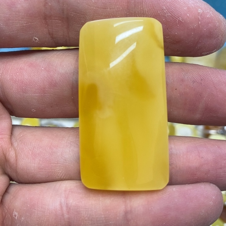 蜜蜡裸石未镶嵌吊坠