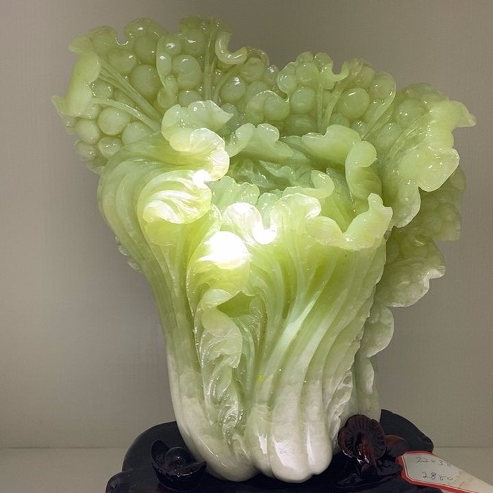 未镶嵌蛇纹石玉（覆膜）珠宝奇石