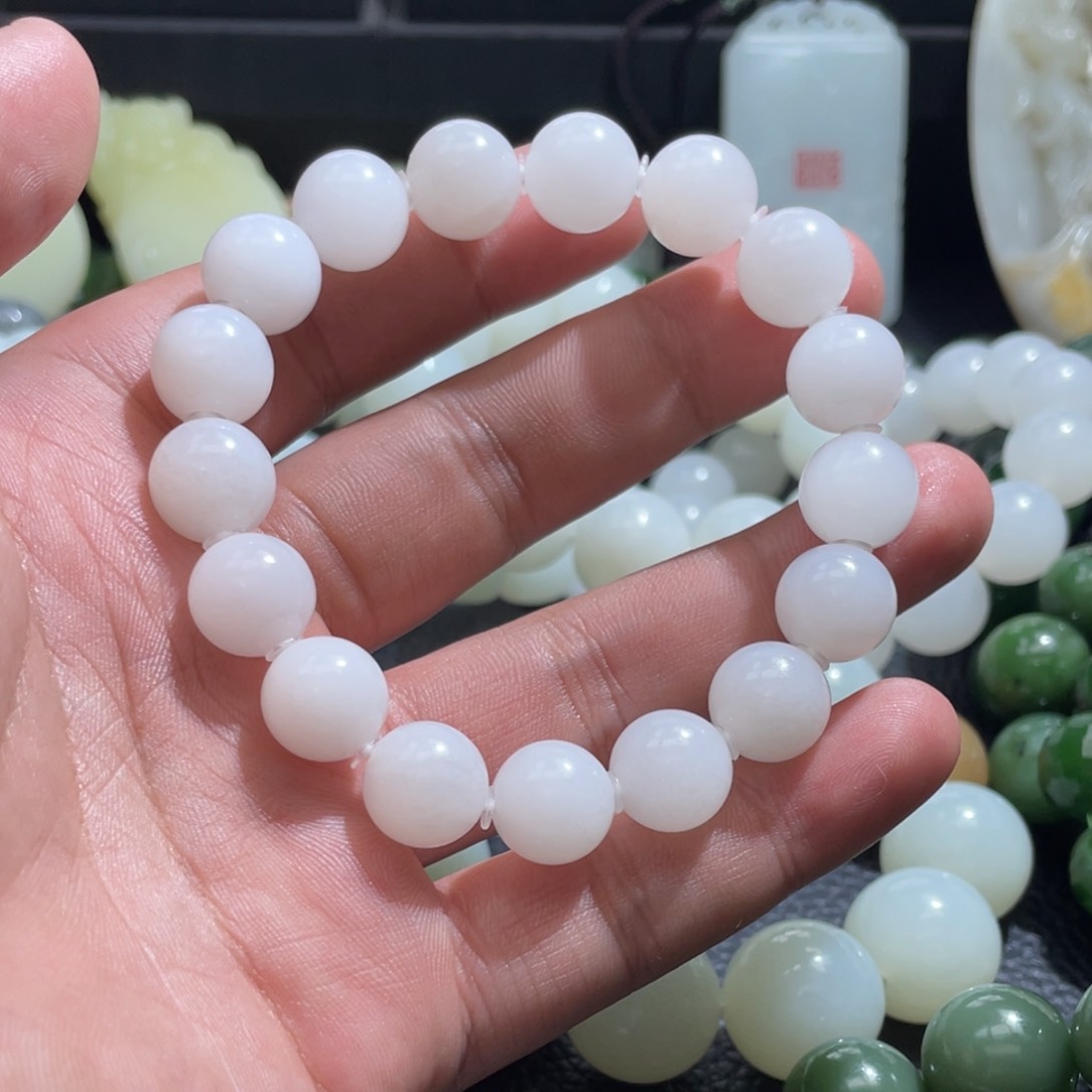 和田玉手串未镶嵌一**V