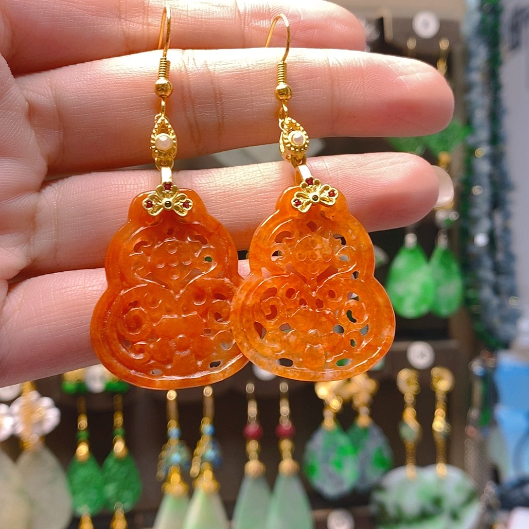 未镶嵌翡翠耳饰翡翠