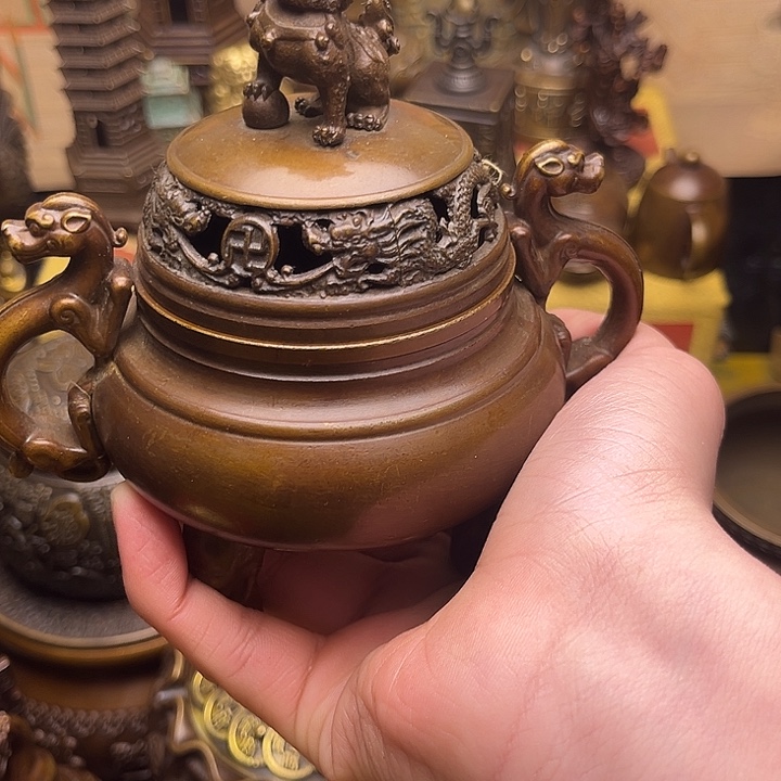 精美铜器点击下单