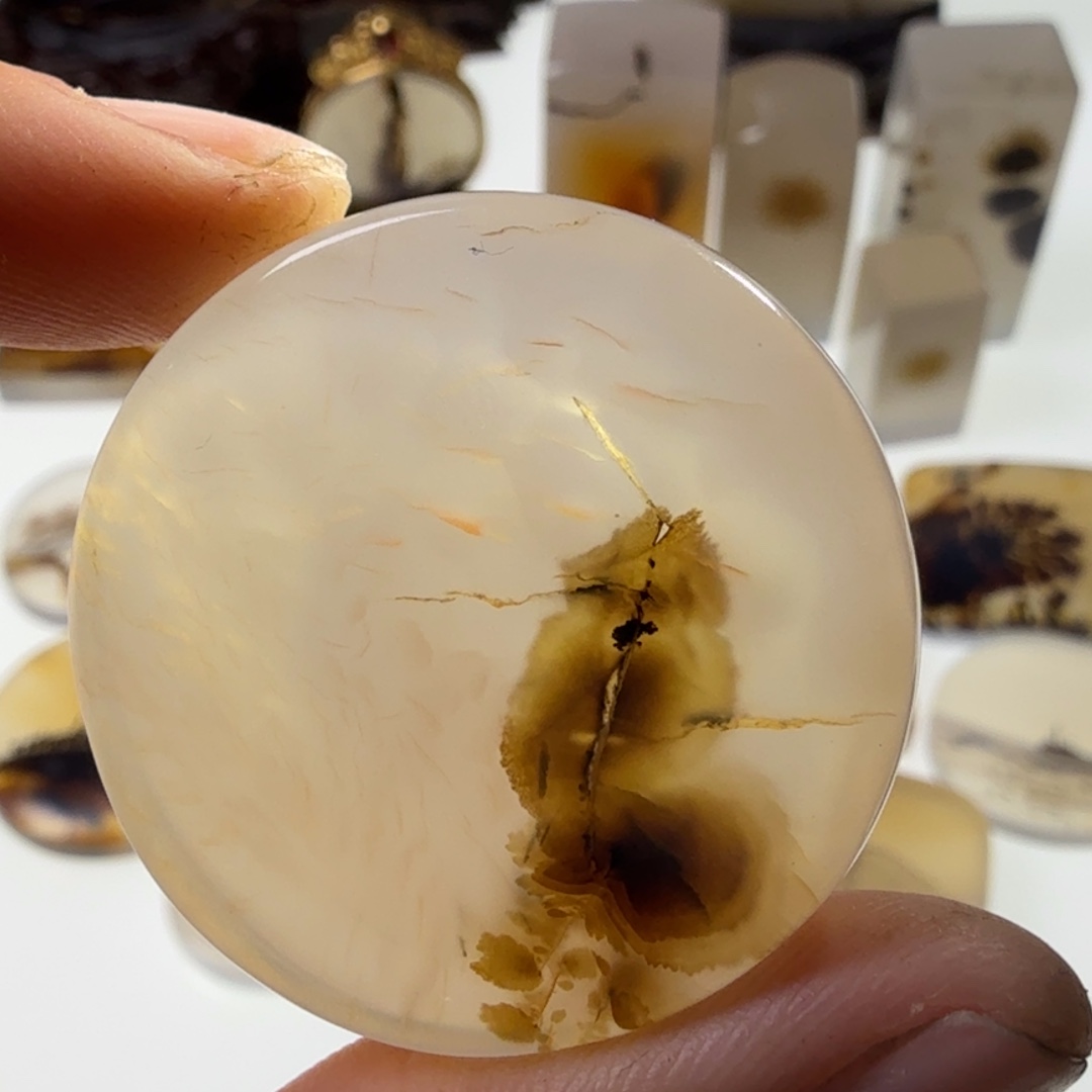 玛瑙/玉髓未镶嵌珠宝半成品