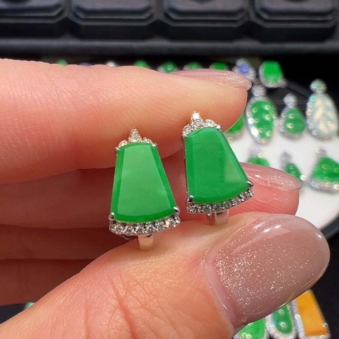 翡翠耳饰18K金镶嵌收到货48小时鉴赏期