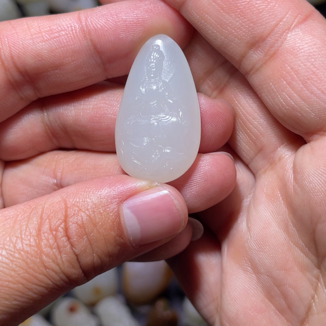 和田玉颈饰未镶嵌