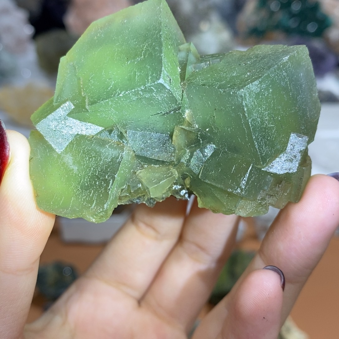 石材香花岭苹果绿莹大方块