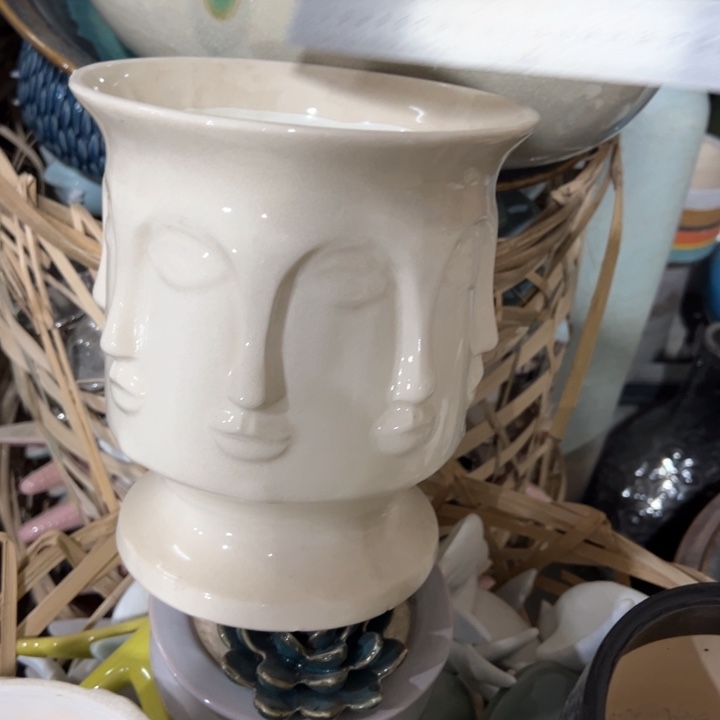 白***微瑕捡漏捡漏微瑕捡漏高20口16公分