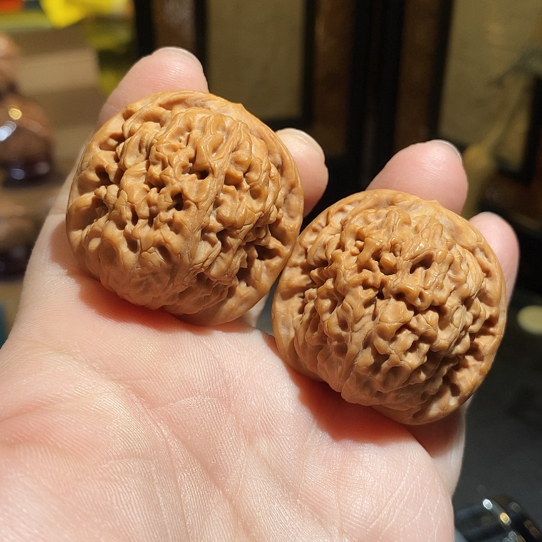 文玩核桃把件40莲花