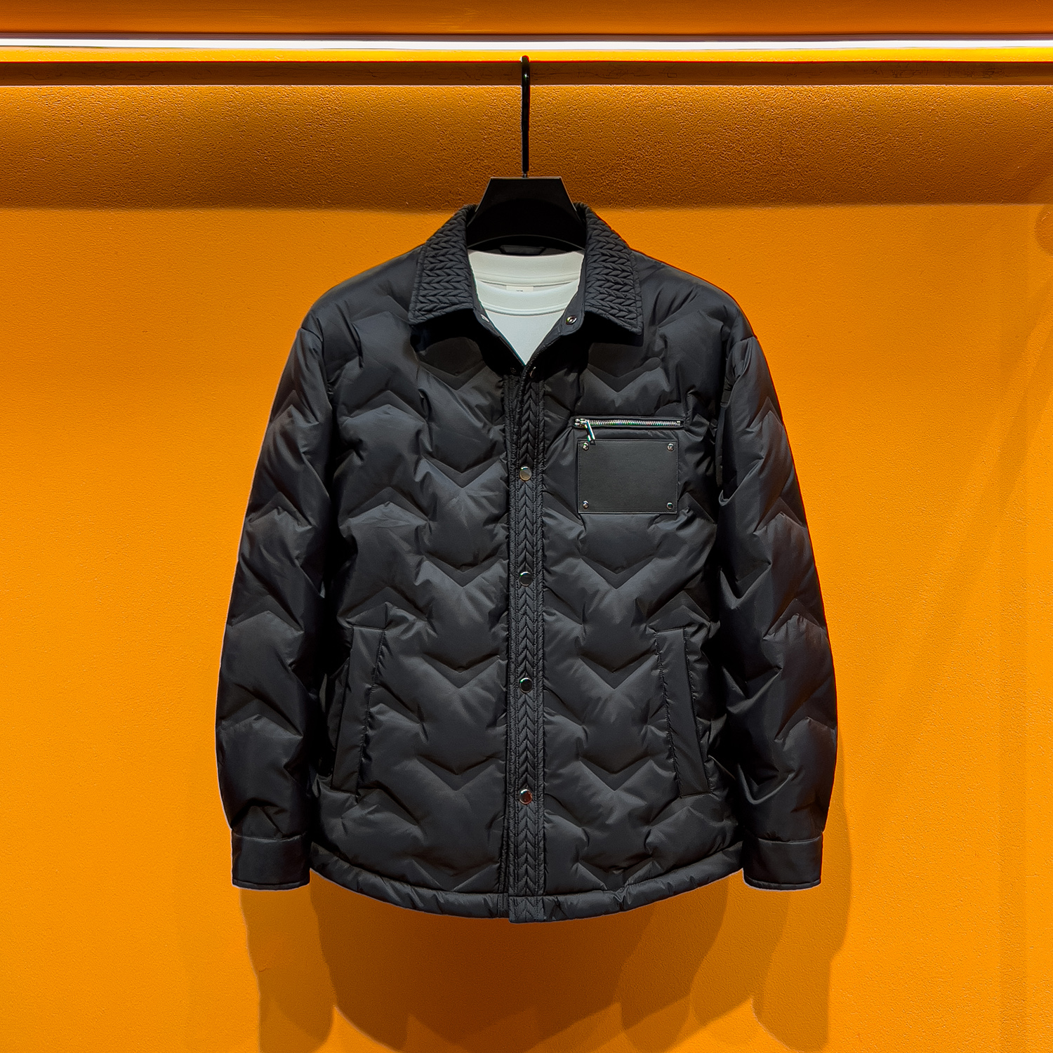 2025冬季新款男休闲时尚拼接轻薄翻领系扣羽绒服保暖洋气青年外套