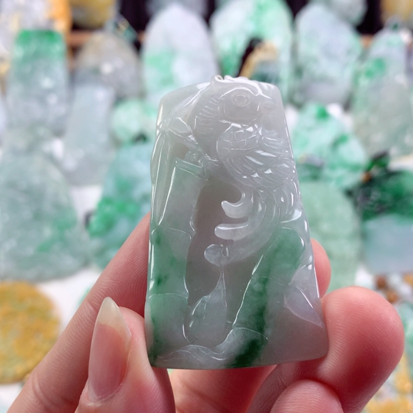 【闪购商品】翡翠吊坠(不含链)未镶嵌