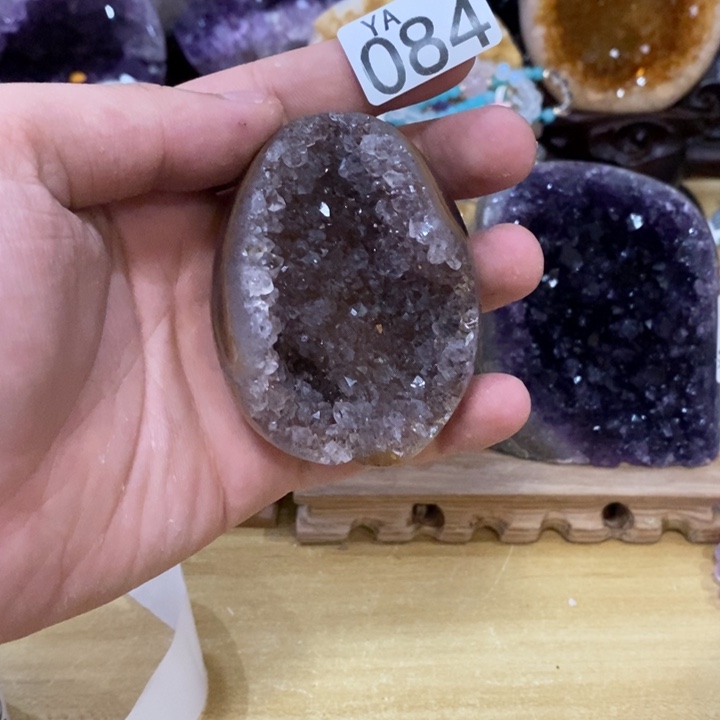未镶嵌水晶大型摆件（非配饰）