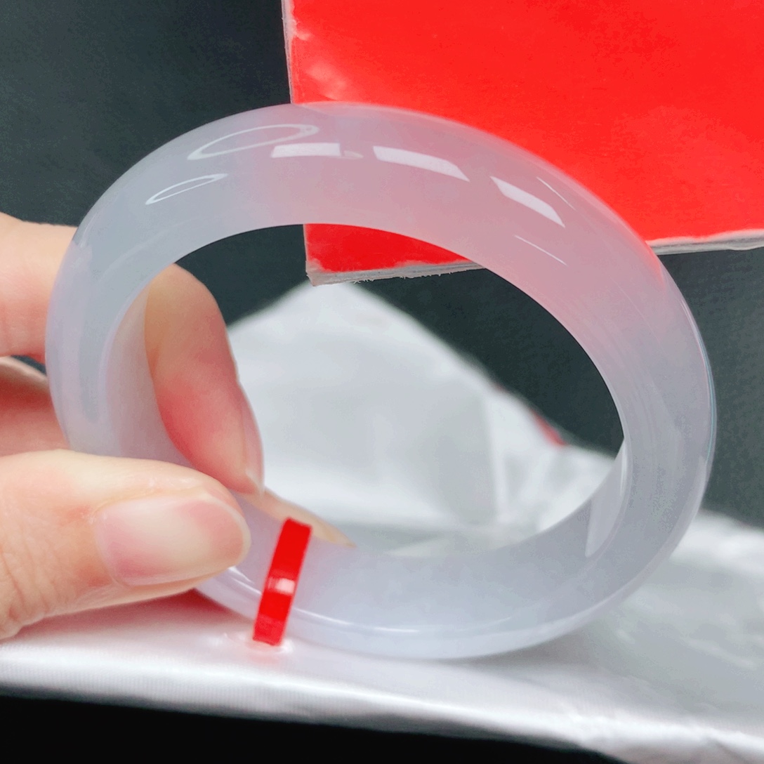 翡翠未镶嵌手镯51圈