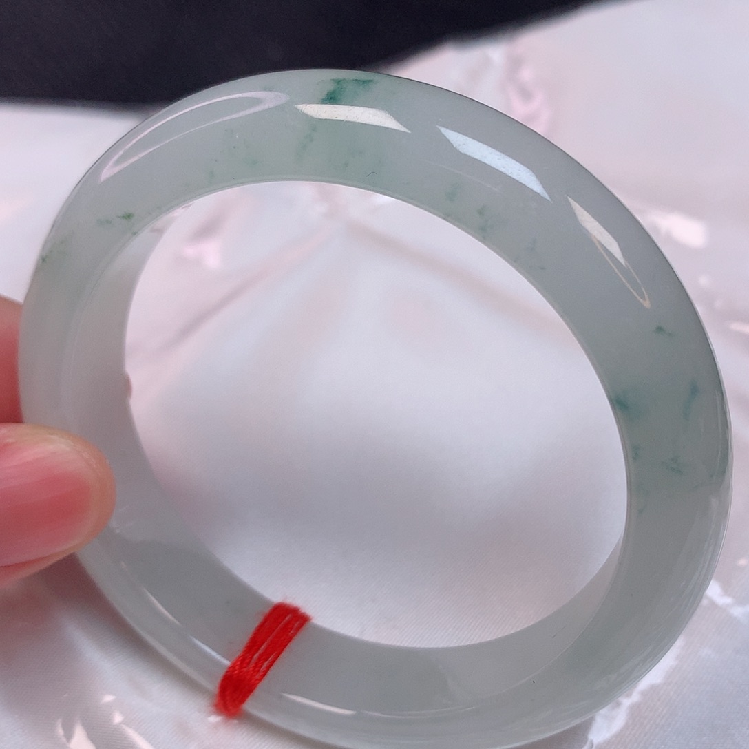 翡翠手镯未镶嵌57 翡翠手镯