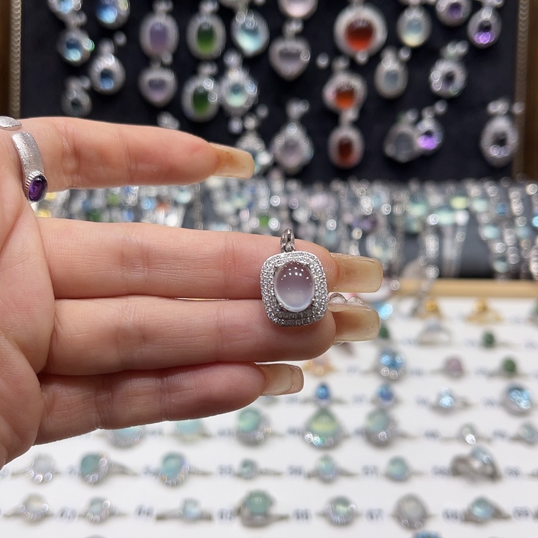 银S925镶嵌岫玉颈饰