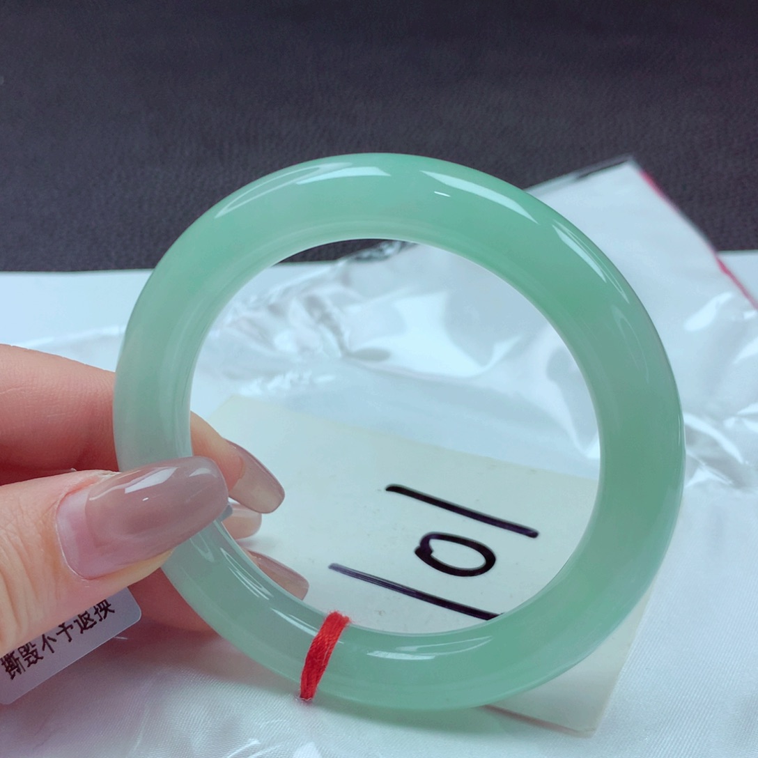 翡翠手镯未镶嵌手镯55