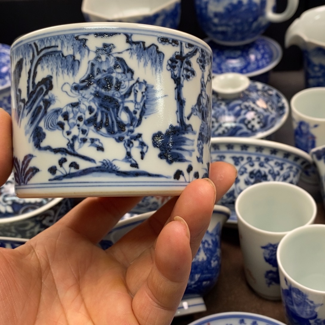 景德镇柴窑微瑕主人杯