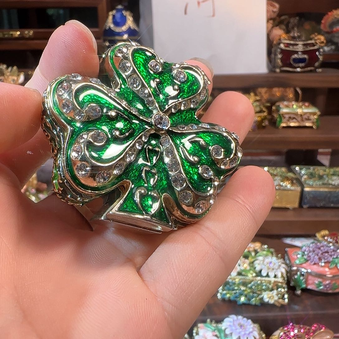 手工制品请勿吹毛求疵