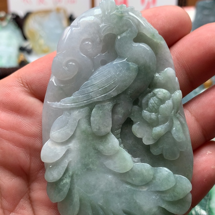 翡翠颈饰未镶嵌保真天然a货翡翠