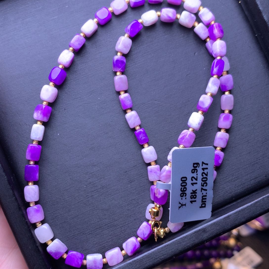 苏纪石（舒俱来）项链18K金镶嵌