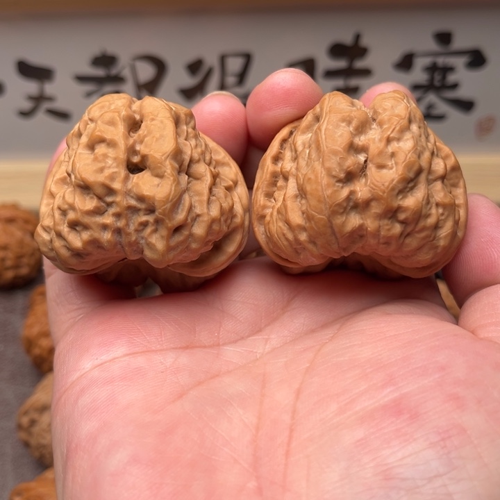 文玩核桃把件蛙蛙