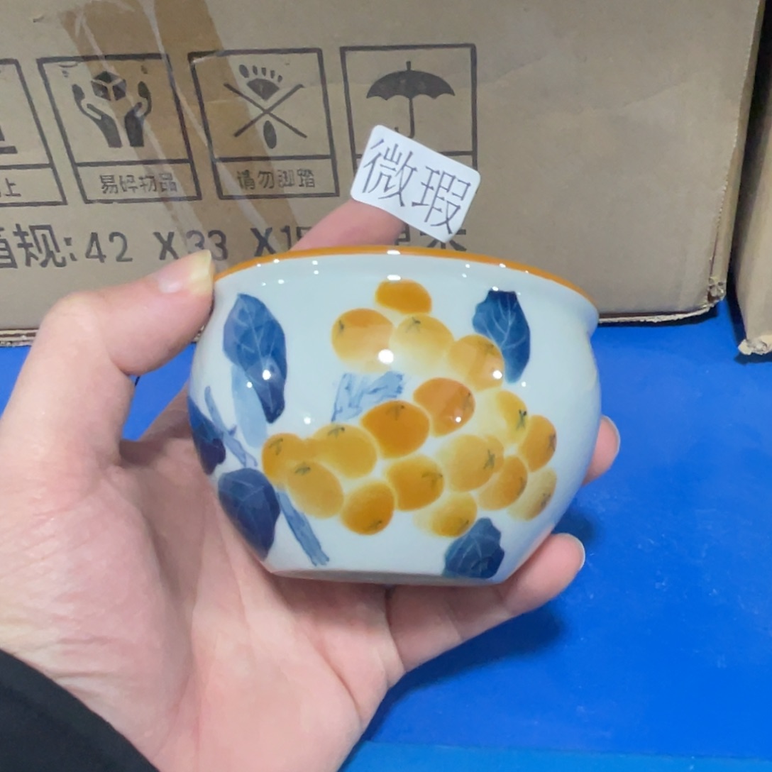 釉下手绘茶具微瑕