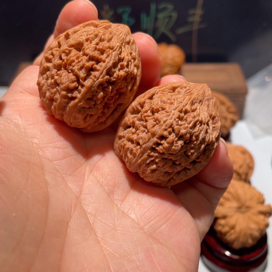 文玩核桃把件精****?大蒜头33全品