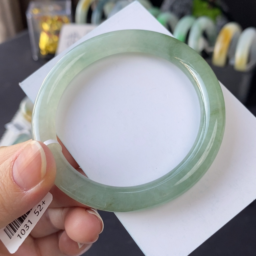 翡翠未镶嵌手镯冰绿52.5