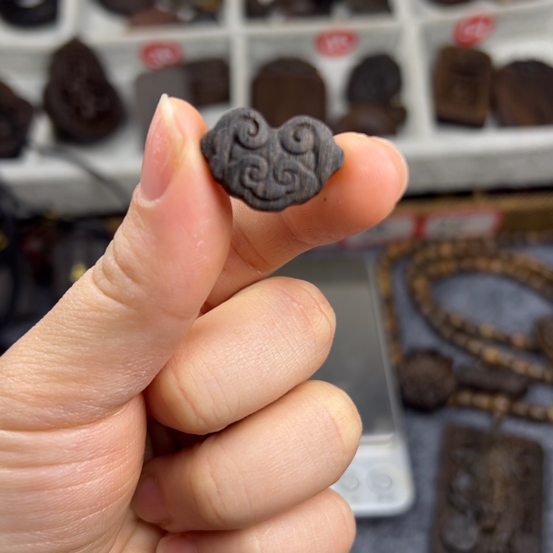 海南祥云随行脖挂