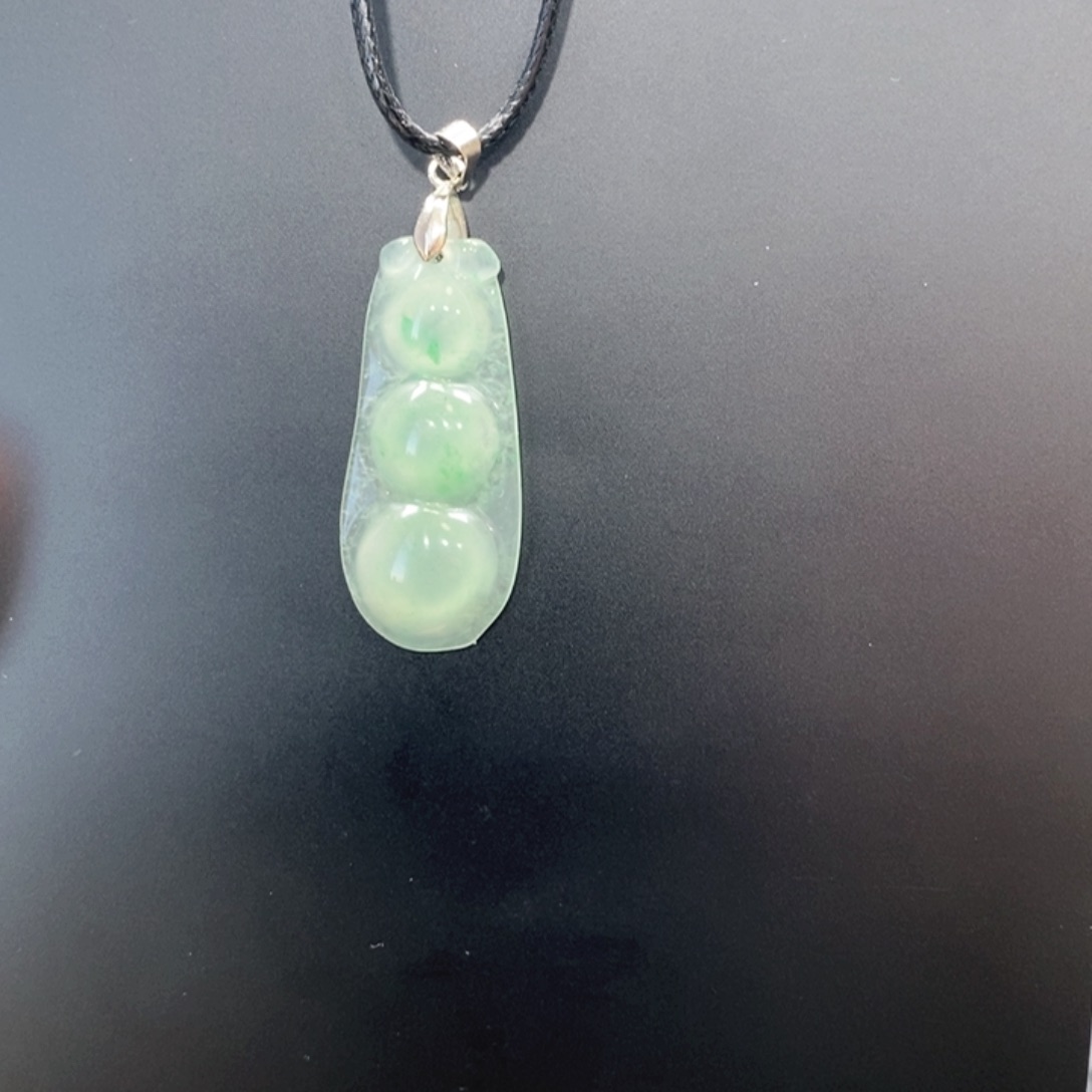 石英质玉未镶嵌吊坠青青 吊坠 多人 