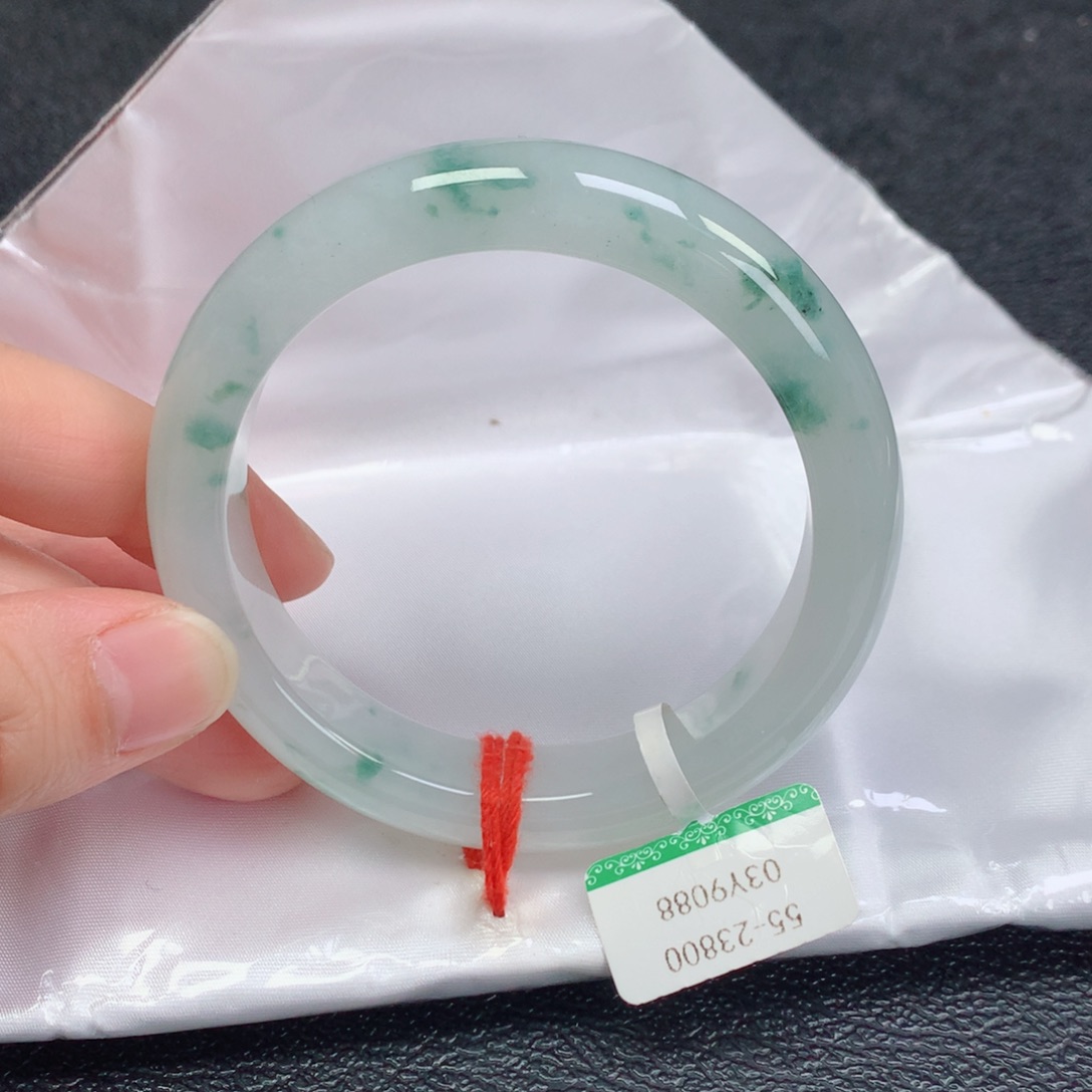 翡翠手镯未镶嵌55正