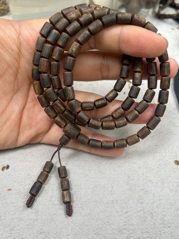 沉香奇楠沉香白奇沉水留疤虫漏桶珠多圈卡6-23克多样性发一条