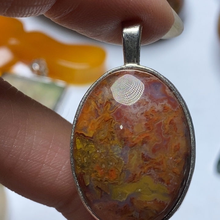 玛瑙/玉髓颈饰未镶嵌