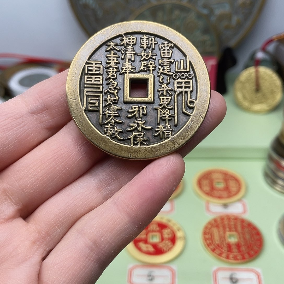 铜一物一拍，现场下单