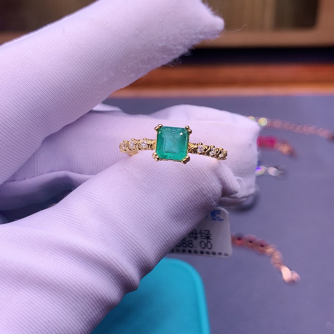 祖母绿戒指银S925镶嵌