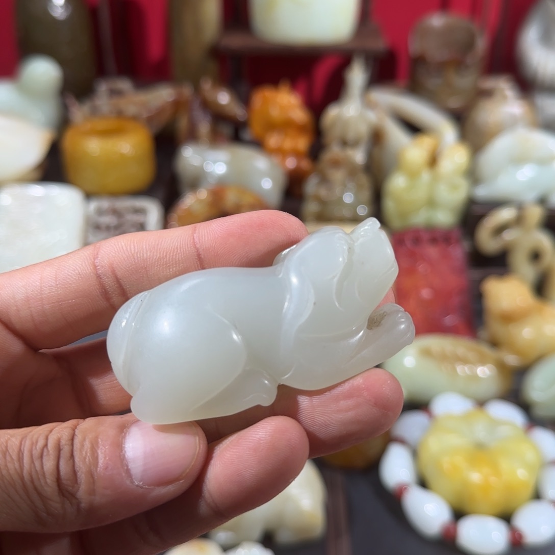 和田玉未镶嵌把件追*