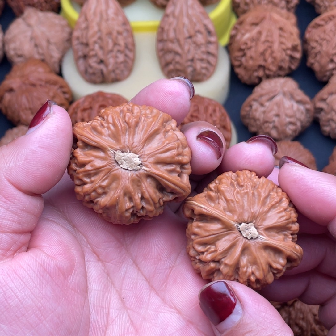 大叶紫檀（黑酸枝木类）43宫灯