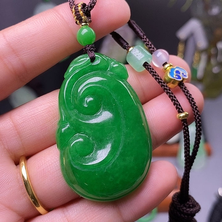 吊坠(赠链)未镶嵌翡翠